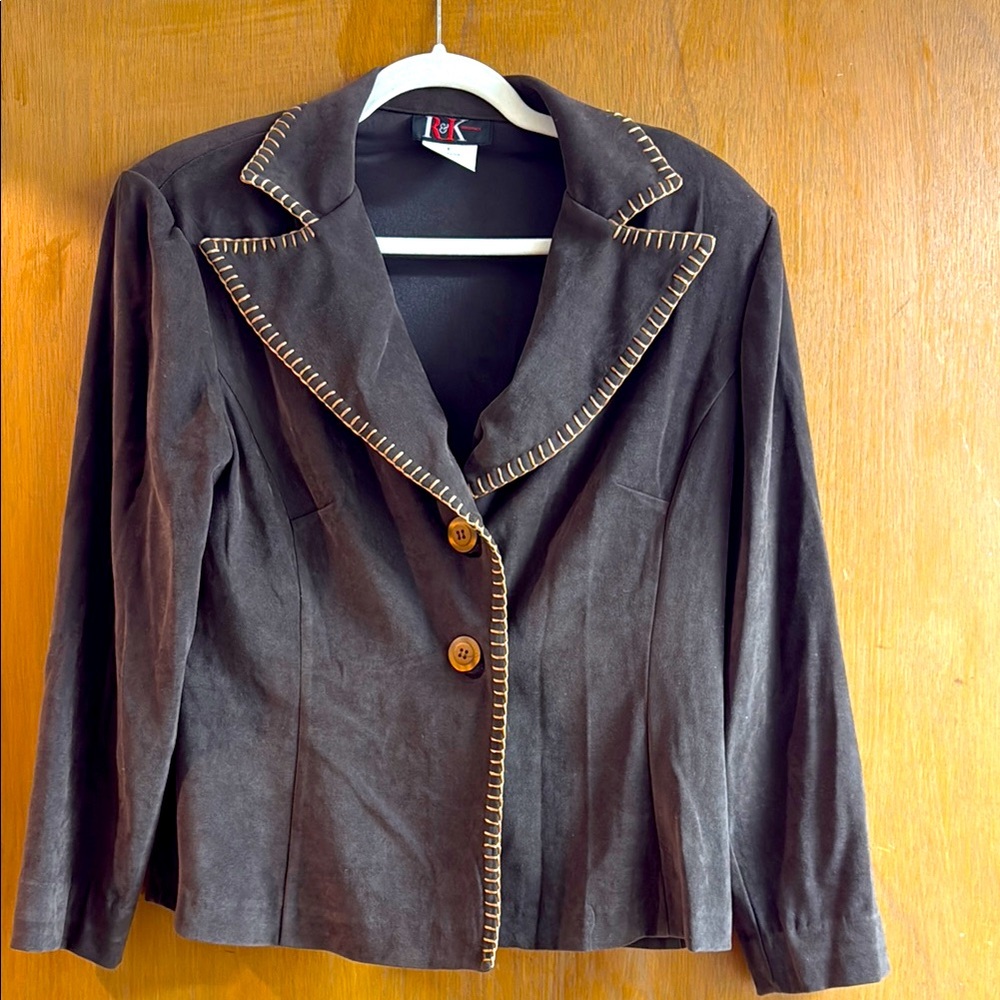 Brown Blazer with Tailored Fit and Notched Lapels